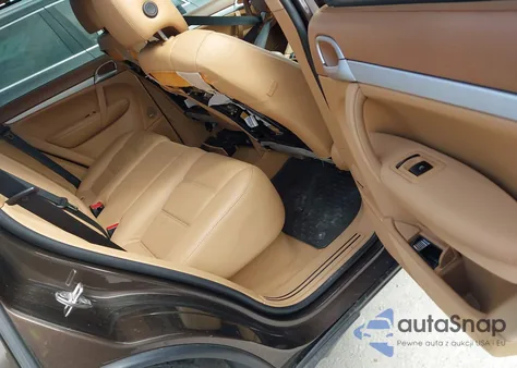 2009 Porsche Cayenne z USA, uszkodzony, nr VIN WP1AA29P79LA07714